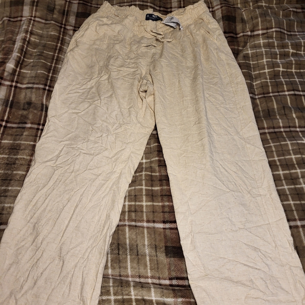 Hollister- Linen pants